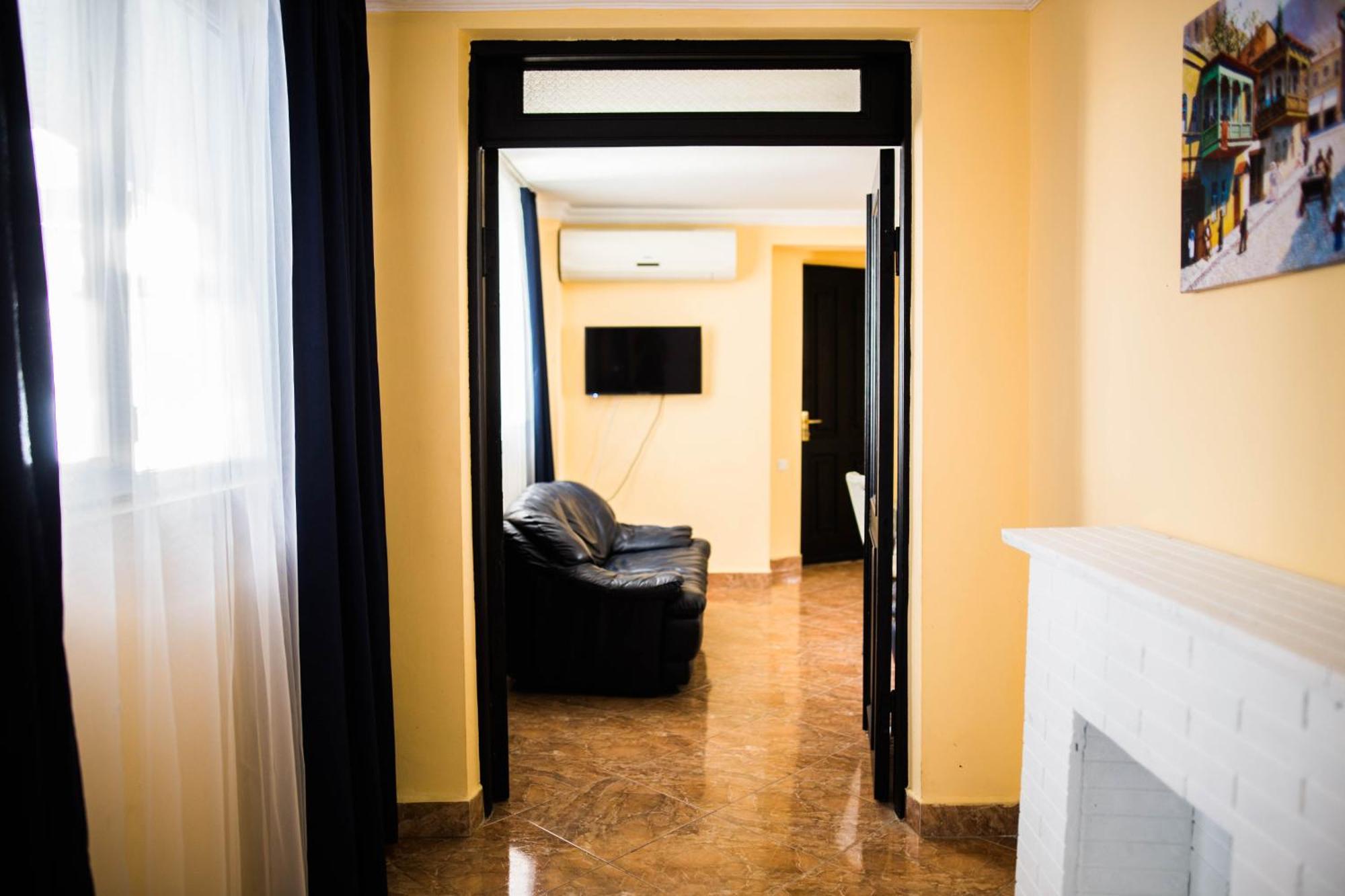 Central Apart-Hotel Batumi Camera foto